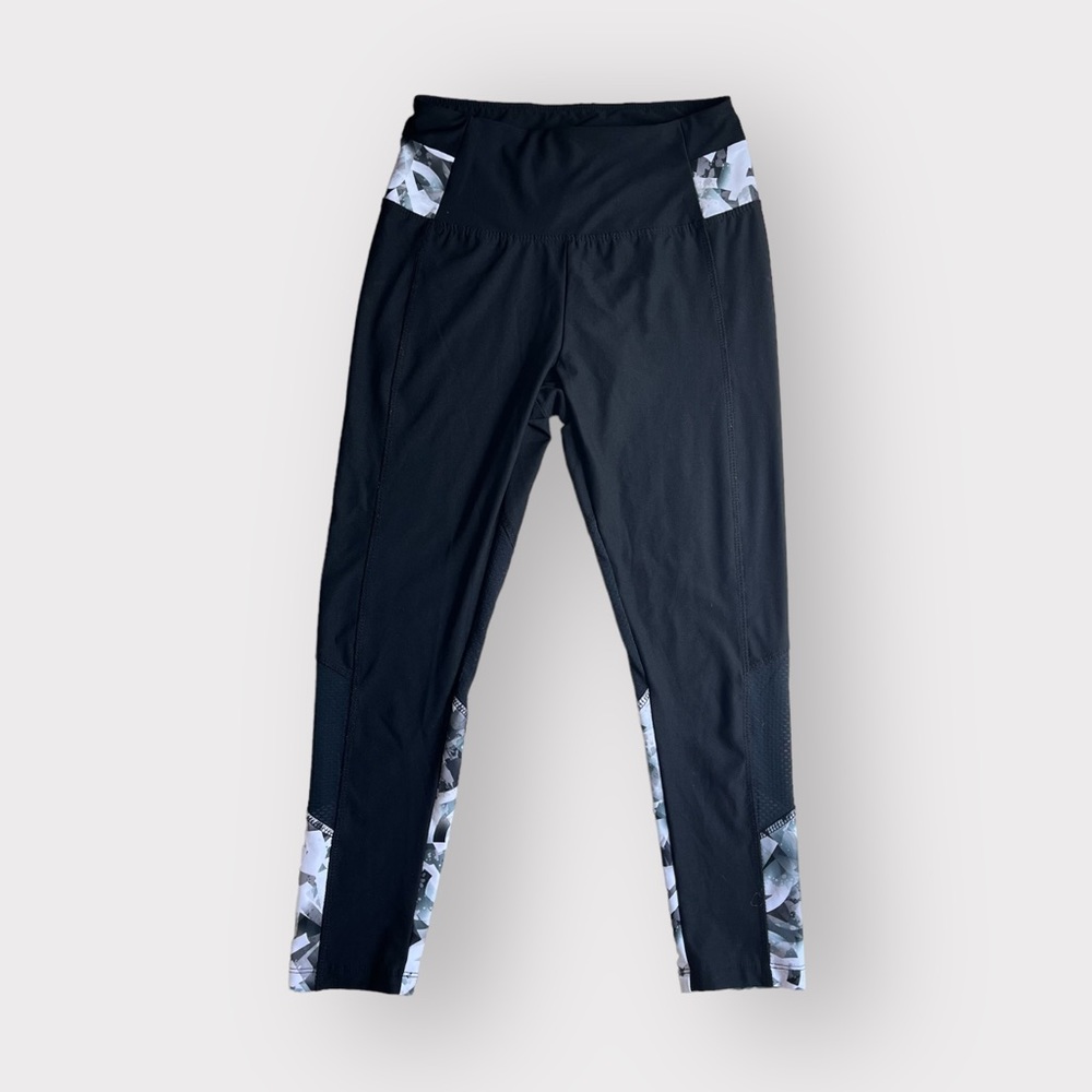 Ballys Black and White Abstract Mesh Capri Workout Leggings  - Activewear